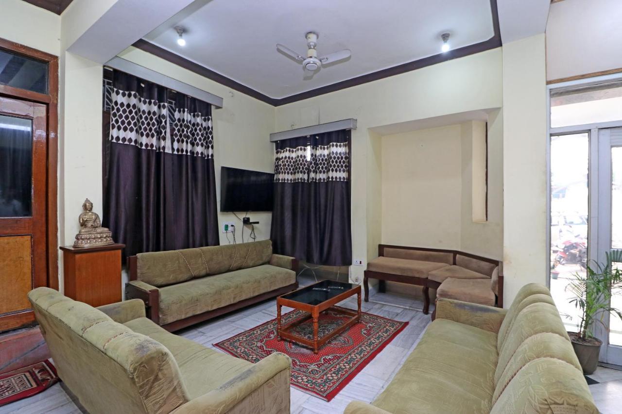 Oyo 16112 Hotel Uruvela International Bodh Gaya Buitenkant foto