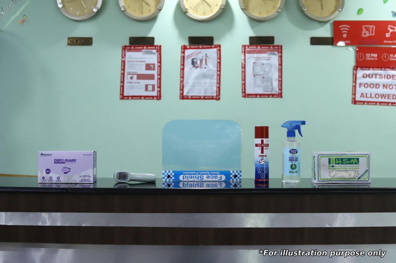 Oyo 16112 Hotel Uruvela International Bodh Gaya Buitenkant foto